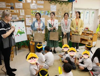 當(dāng)春日遇上國際范，故事姐姐帶你探園