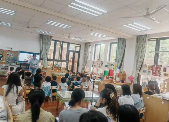 圖畫書里藏匠心，跨地教研共成長(zhǎng) ——張春霞大師工作室4月跨地教研活動(dòng)紀(jì)實(shí)